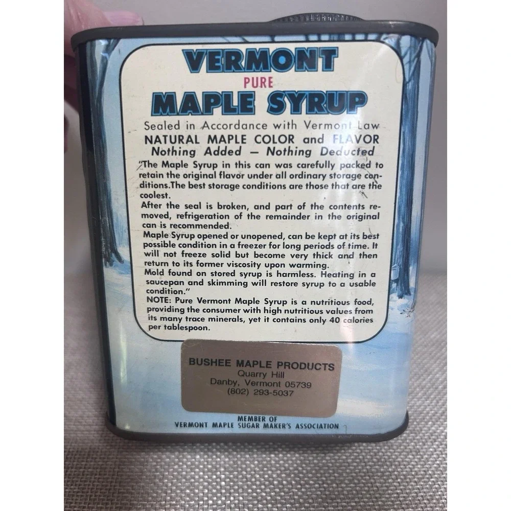 Vtg State Of Vermont Pure Maple Syrup Decorative Tin 32 oz Empty Winter scene